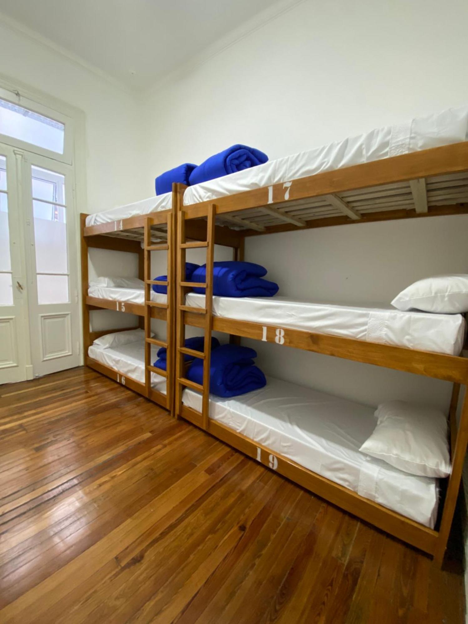 Hostel Miraflores Buenos Aires Esterno foto
