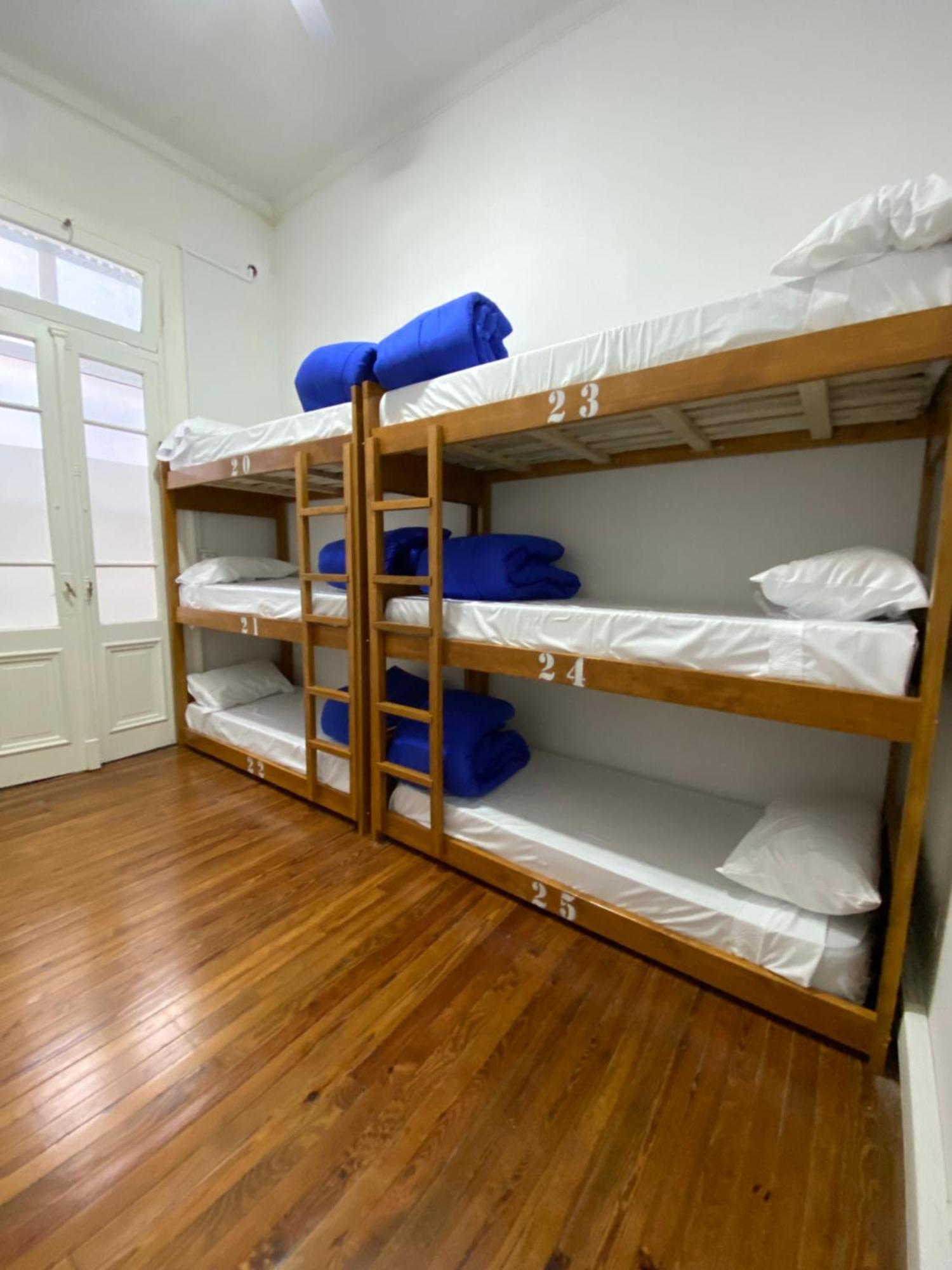 Hostel Miraflores Buenos Aires Esterno foto